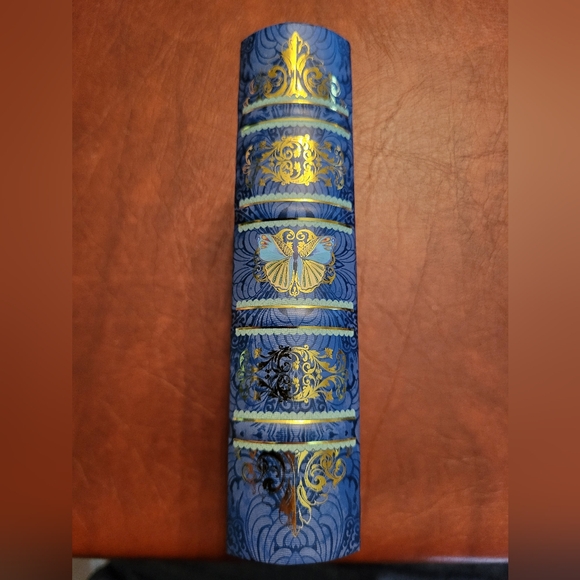 NWT! Butterfly Decorative Storage Book! - Picture 6 of 9